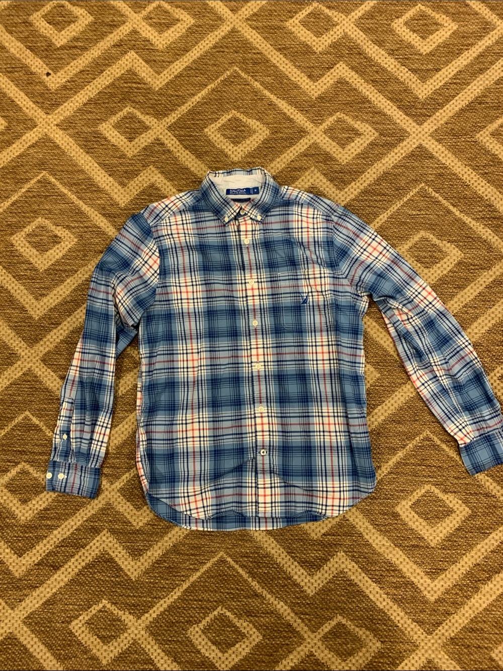 Nautica Men's Blue and White Plaid Button-Down Shirt with Red Accents (455)